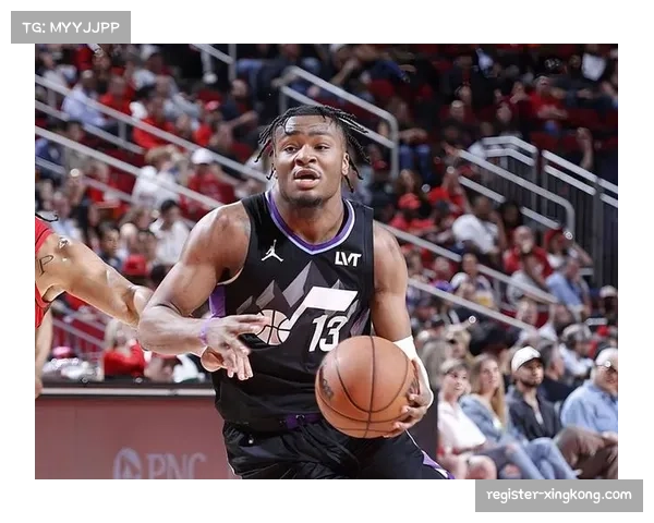 谢泼德三分暴雨半场六记 火箭新秀临危受命显投射天赋